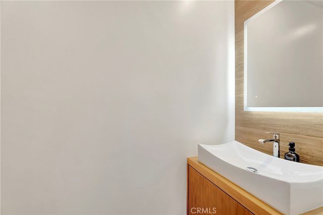 620 Huntington Street, Huntington Beach, CA 92648