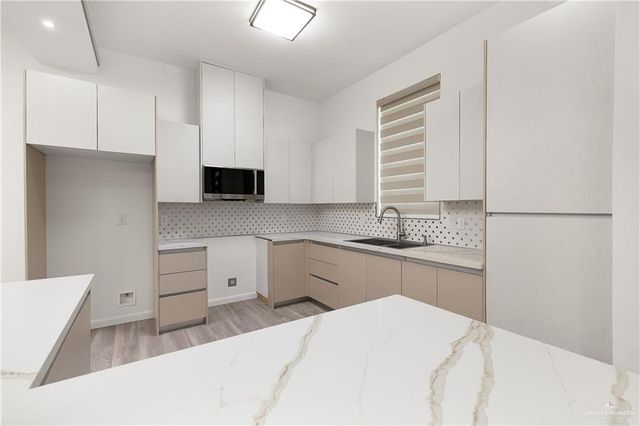 5021 Sequoia Avenue, Mcallen, TX 78501