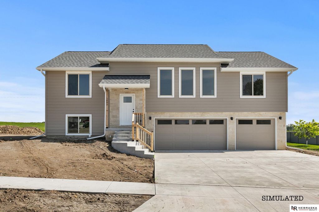 1319 W Silverado Drive, Lincoln, NE 68521