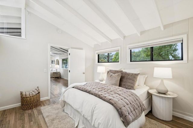 76 Old Spanish Trail, Portola Valley, CA 94028