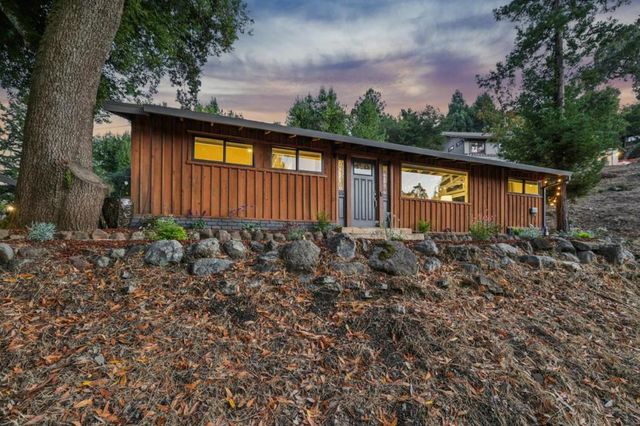 76 Old Spanish Trail, Portola Valley, CA 94028