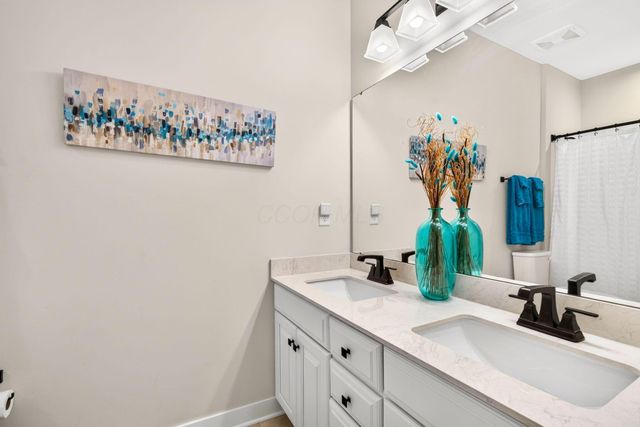 200 PASSINA Court, Delaware, OH 43015