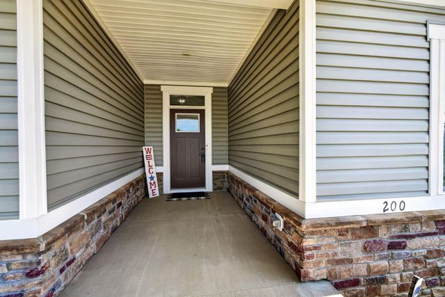 200 PASSINA Court, Delaware, OH 43015