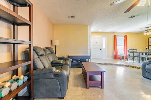 18509 PUTTERS PLACE, Tampa, FL 33647