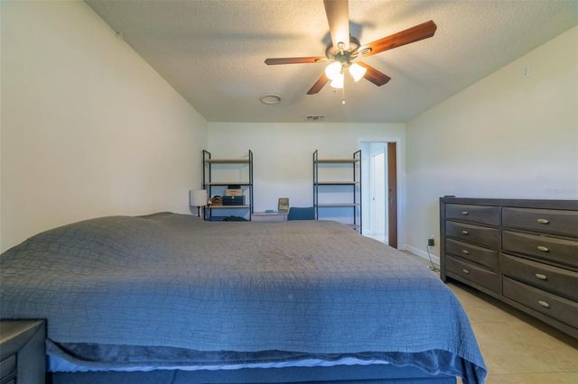 18509 PUTTERS PLACE, Tampa, FL 33647