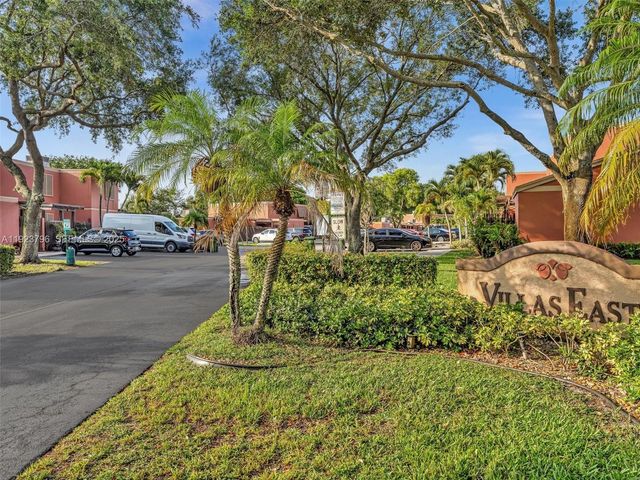 1489 Fairway Rd, Pembroke Pines, FL 33026