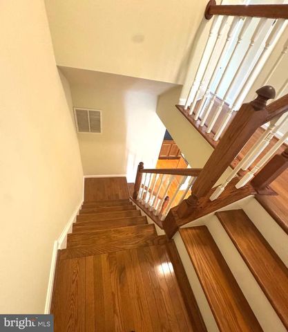 5316 RIDLEY CT, Alexandria, VA 22315