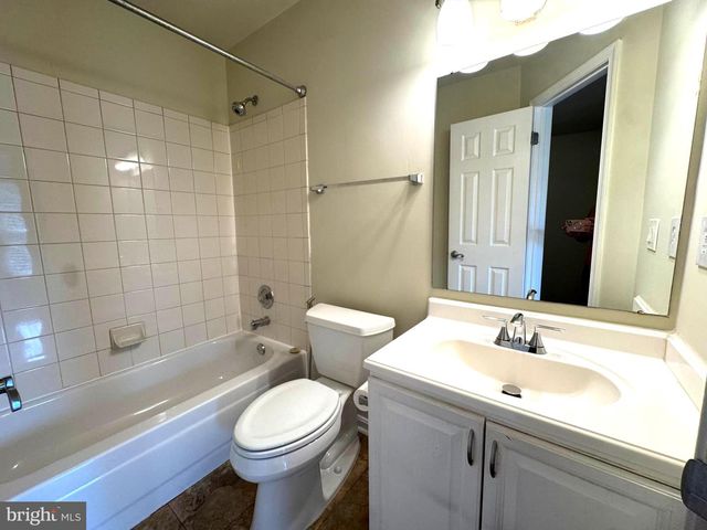 5316 RIDLEY CT, Alexandria, VA 22315