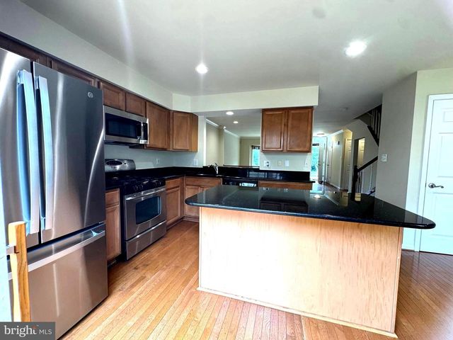5316 RIDLEY CT, Alexandria, VA 22315