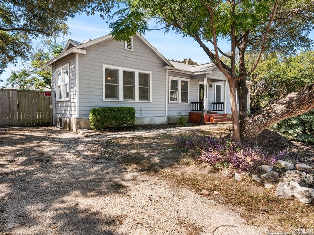 928 W Huisache, San Antonio, TX 78201