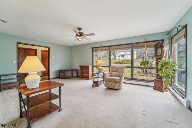 14 Scott Rd, Franklin Boro, NJ 07416