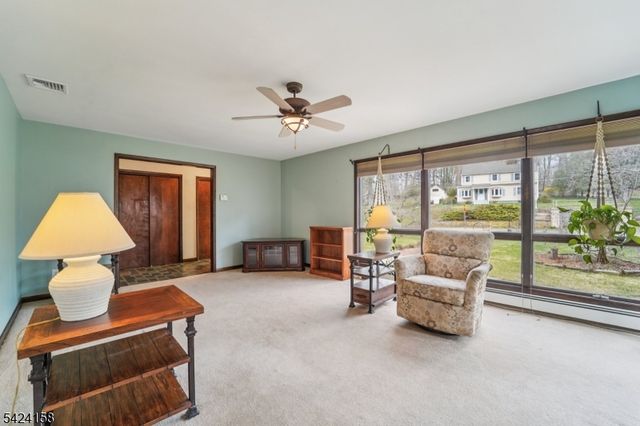 14 Scott Rd, Franklin Boro, NJ 07416