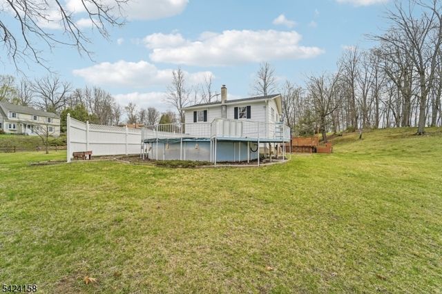 14 Scott Rd, Franklin Boro, NJ 07416