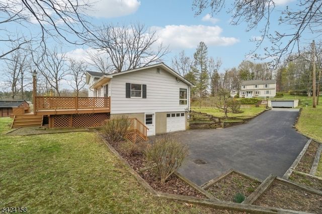 14 Scott Rd, Franklin Boro, NJ 07416