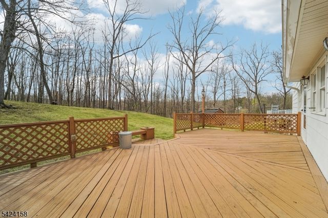 14 Scott Rd, Franklin Boro, NJ 07416