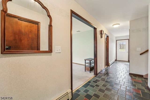 14 Scott Rd, Franklin Boro, NJ 07416