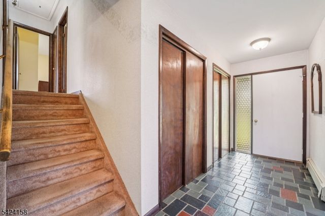 14 Scott Rd, Franklin Boro, NJ 07416