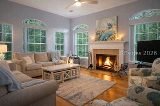 4 Indigo Run Dr Apt 1320, Hilton Head Island, SC 29926