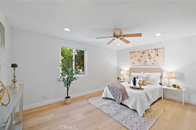 2338 Bunker Hill, Costa Mesa, CA 92626