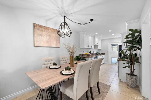 2338 Bunker Hill, Costa Mesa, CA 92626