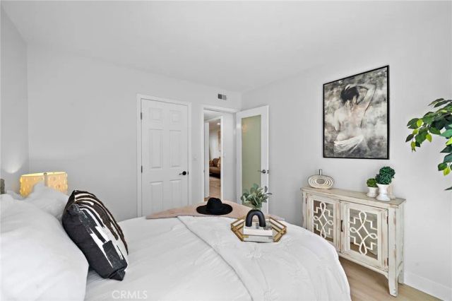 2338 Bunker Hill, Costa Mesa, CA 92626