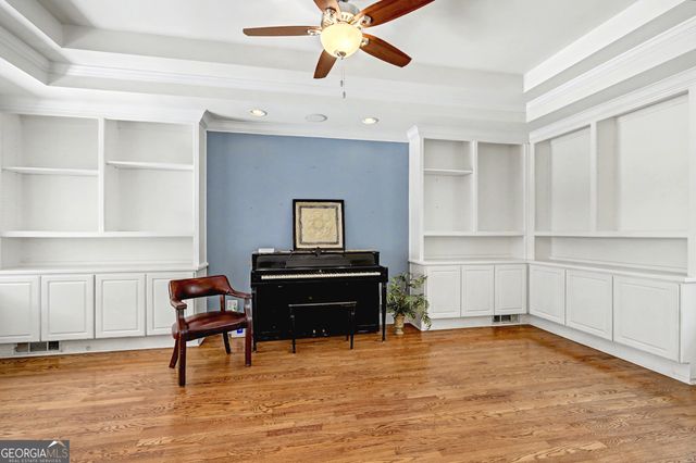 5213 Oxbow Road, Stone Mountain, GA 30087