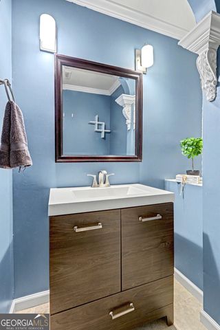 5213 Oxbow Road, Stone Mountain, GA 30087