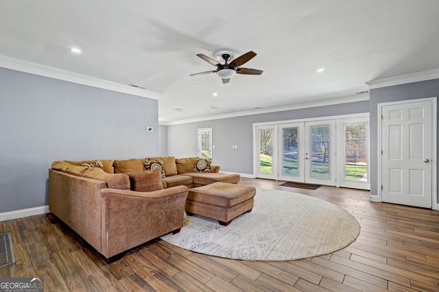 5213 Oxbow Road, Stone Mountain, GA 30087