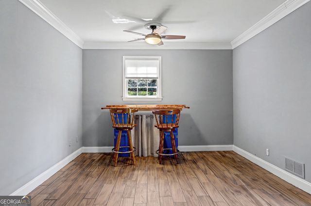 5213 Oxbow Road, Stone Mountain, GA 30087