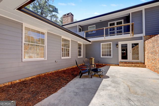 5213 Oxbow Road, Stone Mountain, GA 30087