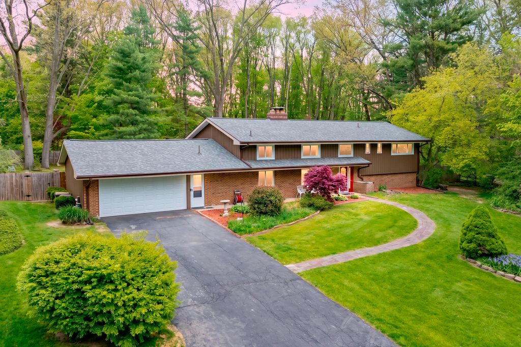 6146 Nantucket Lane, Oshtemo Twp, MI 49009