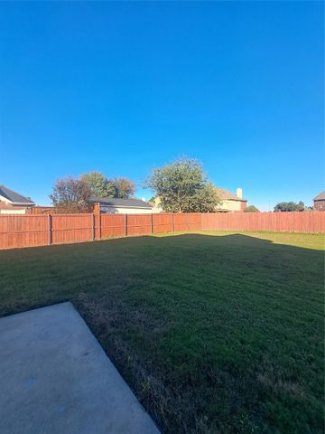 612 Tall Tree Drive, Murphy, TX 75094