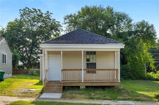 805 Halifax St, Petersburg, VA 23803