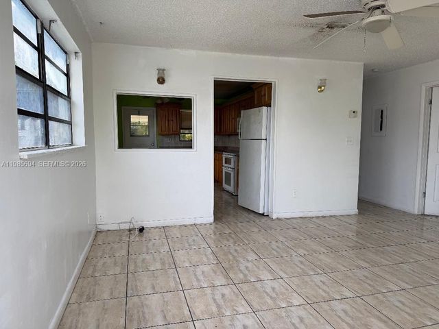 2001 SW 100th Ave, Miramar, FL 33025