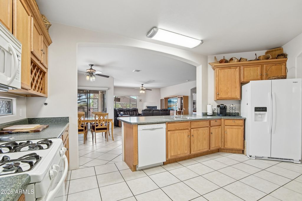Image 12 of property listing at 3953 W MUSTANG Court, Eloy, AZ 85131