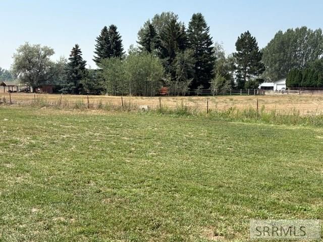 4293 W 49th S, Idaho Falls, ID 83402