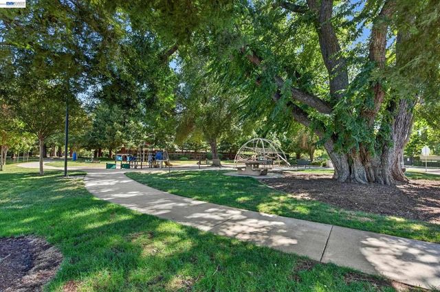 2615 Trevor Pkwy, Pleasanton, CA 94588