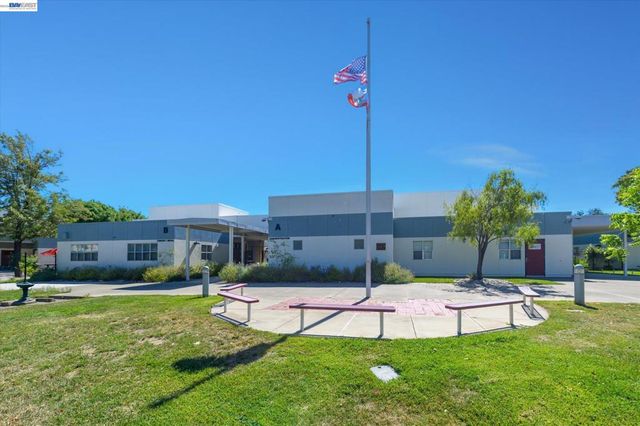 2615 Trevor Pkwy, Pleasanton, CA 94588