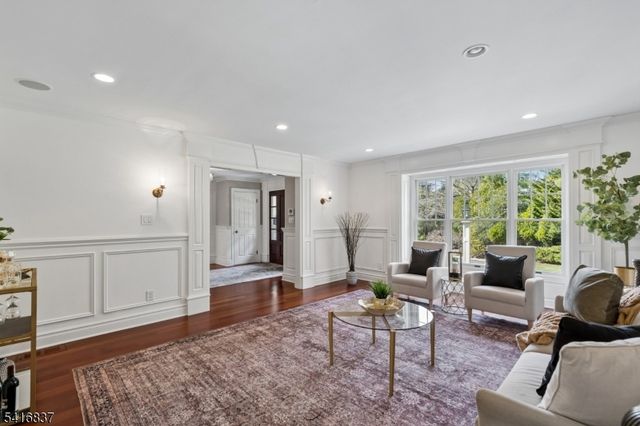 3 Denman Ct, Millburn Twp., NJ 07078