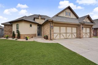 4600 Kentucky Ridge Drive, Mustang, OK 73064