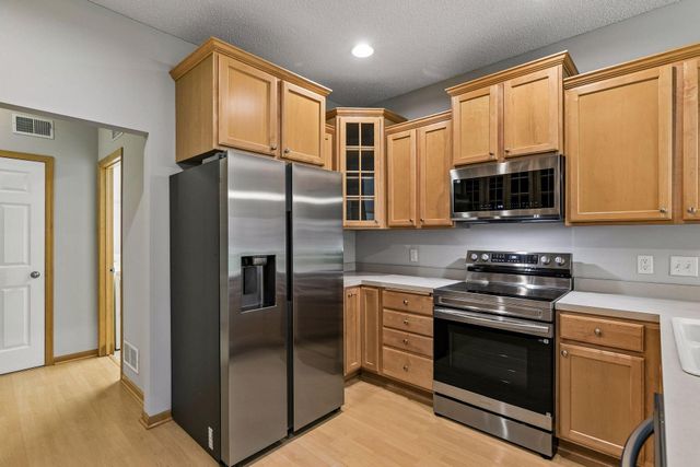 9122 Fox Court, Victoria, MN 55386