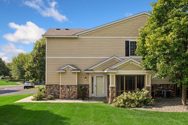9122 Fox Court, Victoria, MN 55386