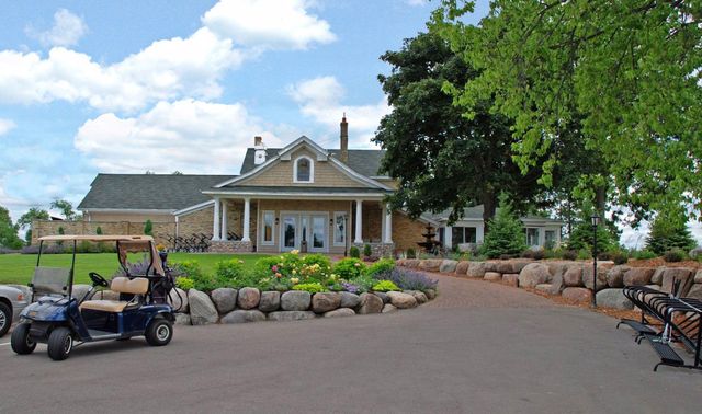 9122 Fox Court, Victoria, MN 55386