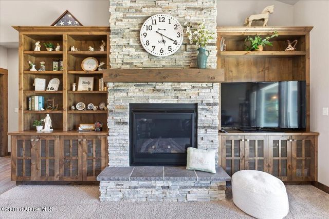 1037 E GRAVELSTONE CT, Hayden, ID 83835