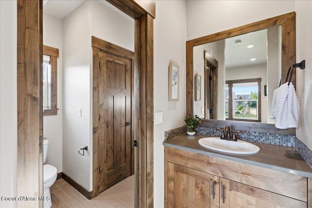 1037 E GRAVELSTONE CT, Hayden, ID 83835