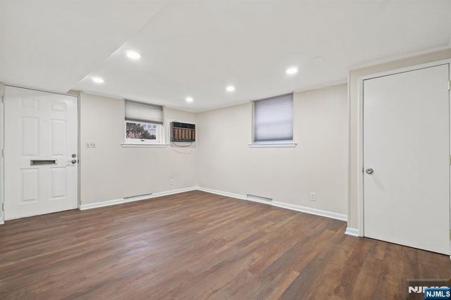 234 Columbia Avenue 19, Fort Lee, NJ 07024