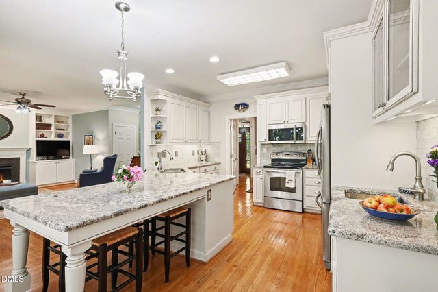 5221 Linksland Drive, Holly Springs, NC 27540