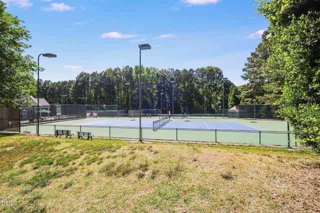 5221 Linksland Drive, Holly Springs, NC 27540