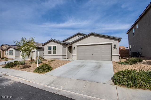 380 Horsetail Falls Street, Indian Springs, NV 89018