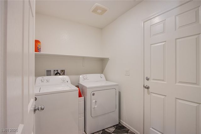 380 Horsetail Falls Street, Indian Springs, NV 89018